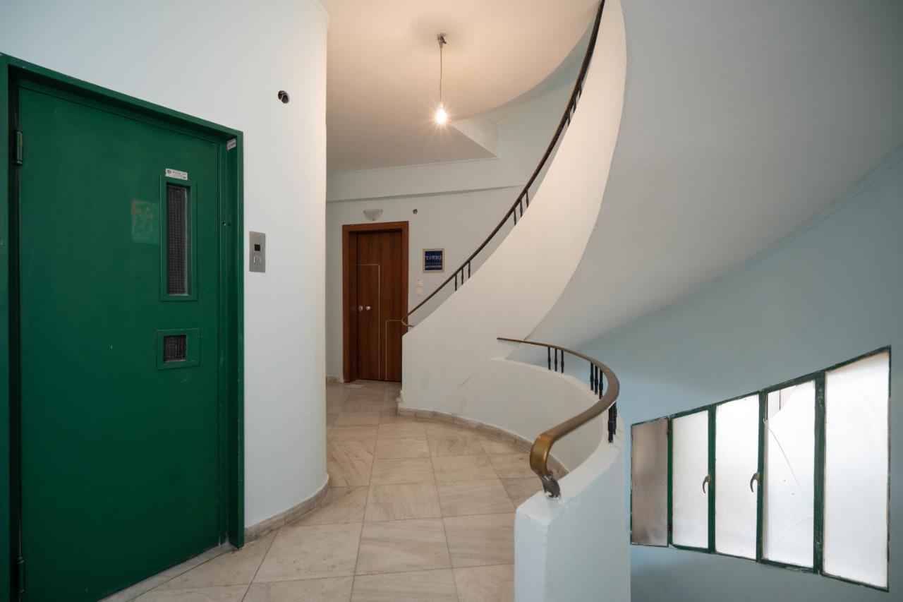 Exclusive Apartment In The Heart Of Athens Luaran gambar